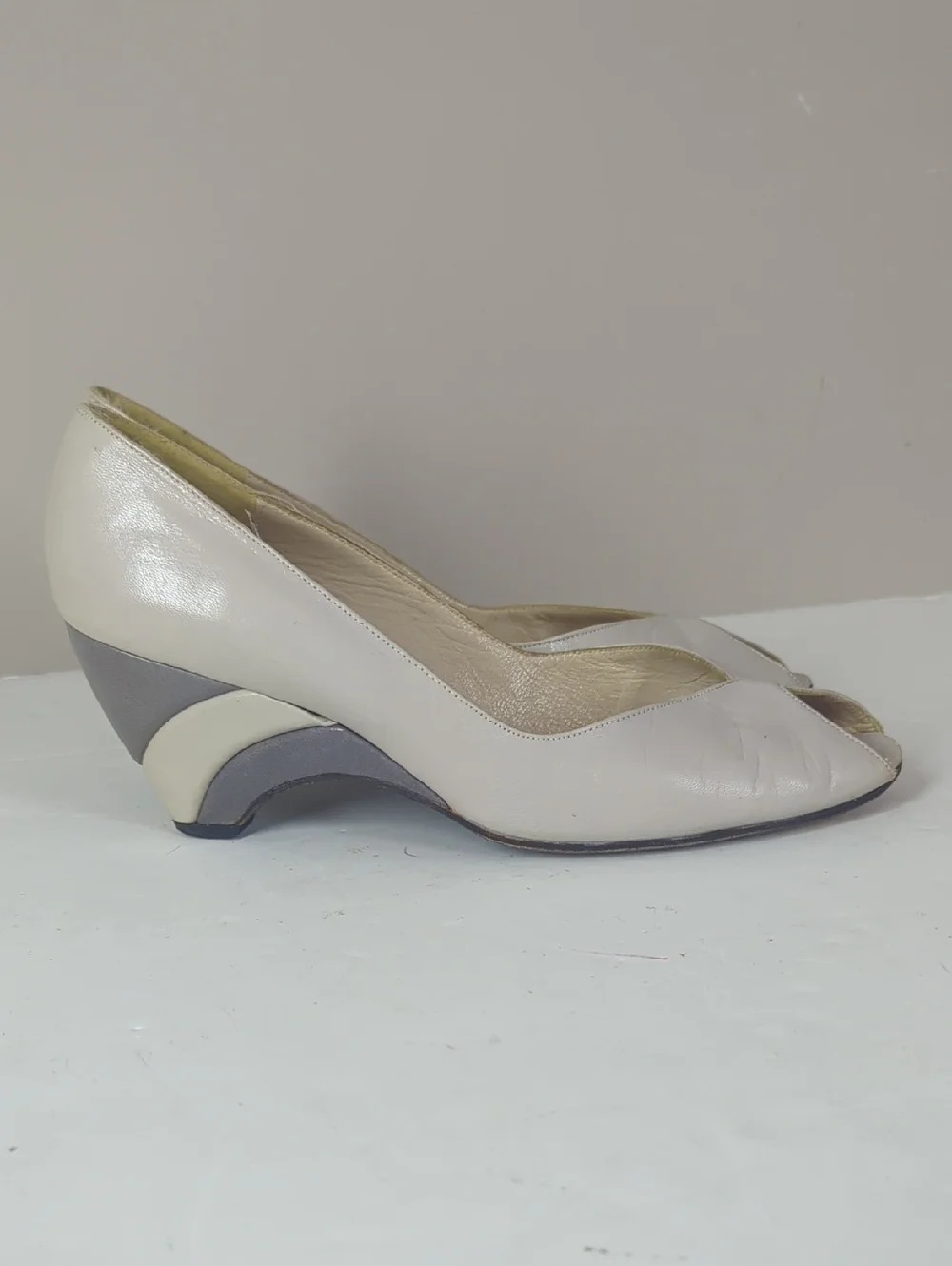 Vintage Stuart Weitzman Heels 8 Leather Sculptural Heel Minimalis - Picture 6 of 9